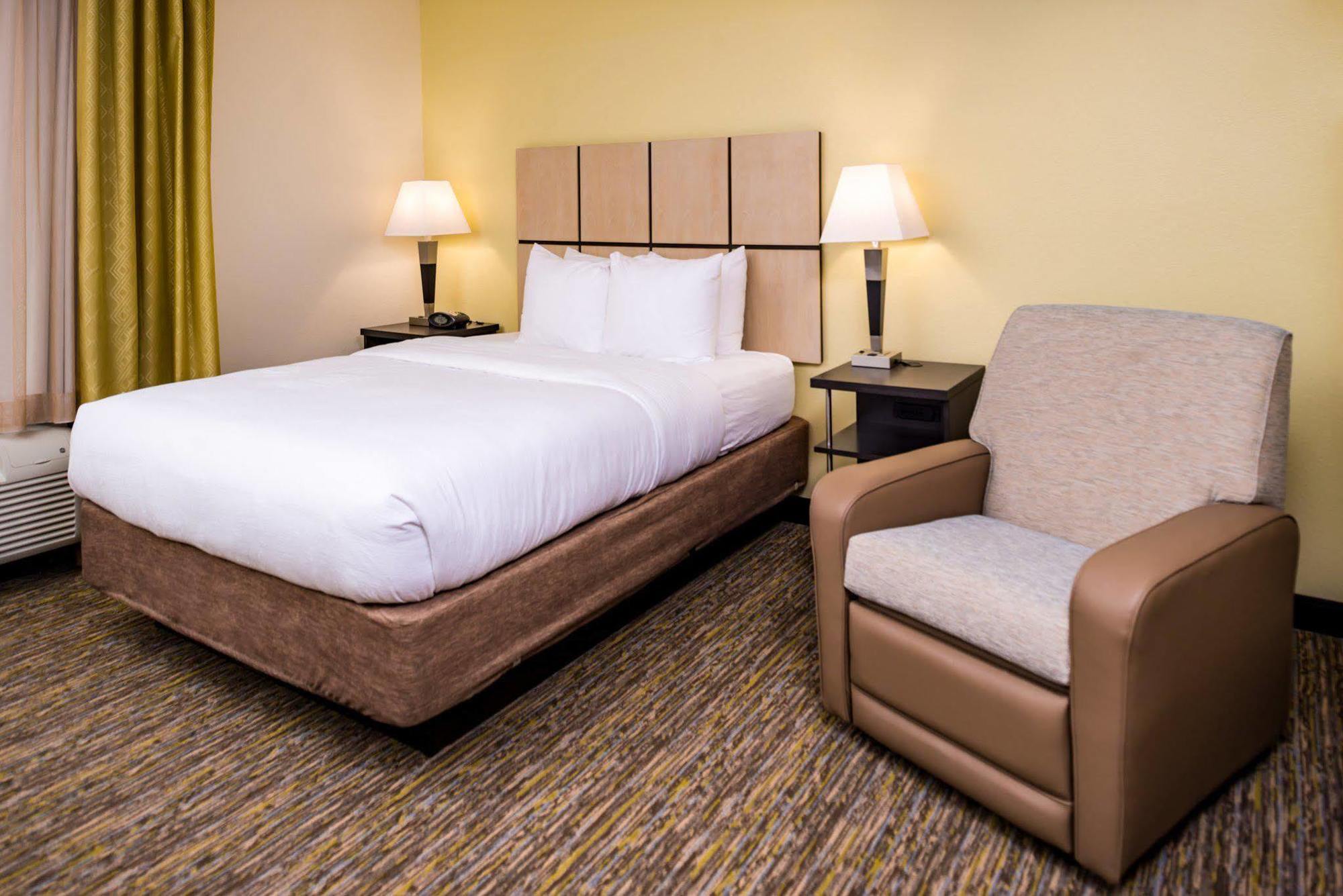 Candlewood Suites Carlsbad, An Ihg Hotel Exterior photo